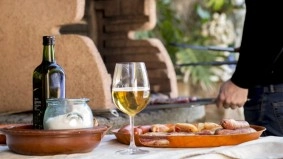 French frolics at Grand Old House